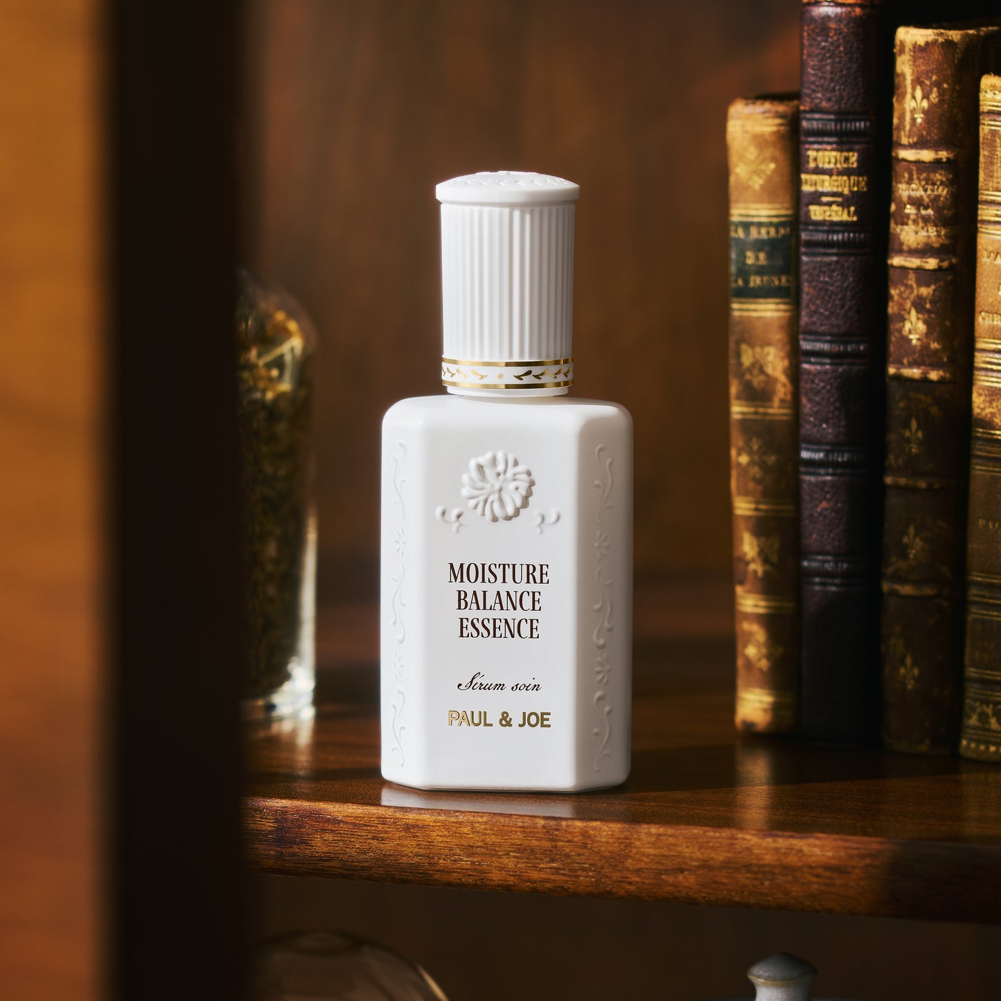 全效修復精華乳